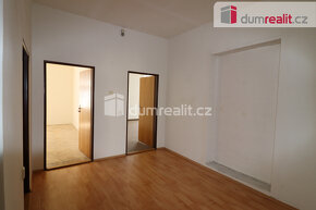 Prodej bytu 4+1 Na Vyhlídce s výhledem na Karlovy Vary - 4