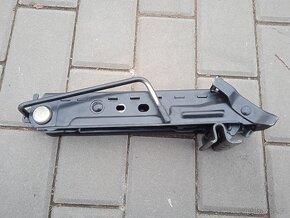 Hever s tažným okem ford - 4