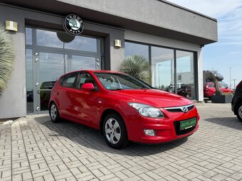 Hyundai i30 1,4 16V 80kW CVVT KLIMA 2 SADY KOL - 4