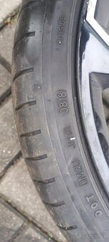 Sada Octavia RS X-TREME R19 - 4