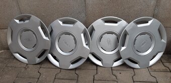 FORD - sada originál poklice mám 14 a 15 - 4