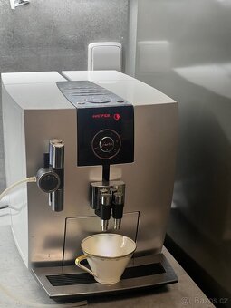 Jura j.9. - 4