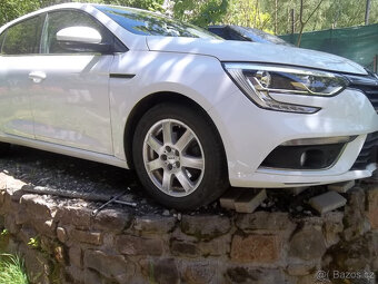 Megane nafta,1,5 Dci, 84 Kw, r.v. 2018, 1.Majitel, nový v ČR - 4