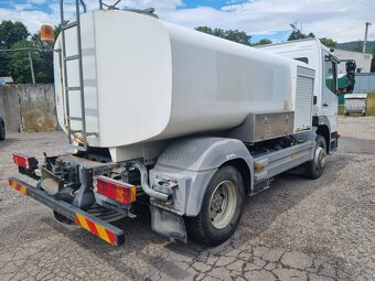 MERCEDES ATEGO 1218 cisterna na vodu 6 m3 - 4