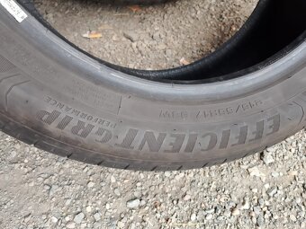 215/55/17 98w Goodyear - letní pneu 2ks - 4
