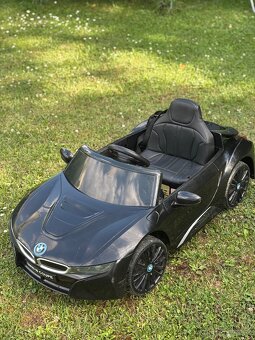 Dětské elektrické autíčko BMW i8 - 4