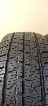 Continental 215/65 R16C 109/107T 8,5mm - 4
