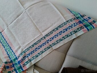 UBRUSY A PROSTÍRANI - 4