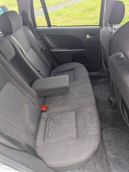 Ford Mondeo kombi 1.8 SCI 96kW, 2004 - 4