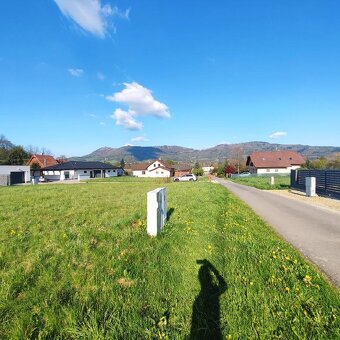 Pronájem lukrativního pozemku se všemi IS v Nové Vsi u Fno - 4