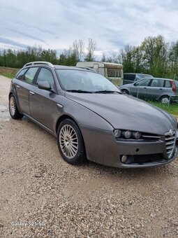 Na Prodej Alfa Romeo 159 1.9JTS - 4