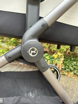 Cybex Eos Lux 2v1 - 4