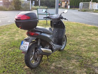 Skútr Aprilia Sportcity 125ccm - 4