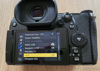 Panasonic Lumix DC-G9 - tělo - 4