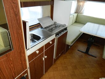 CHATA NA KOLECH - dvouosý karavan - 4