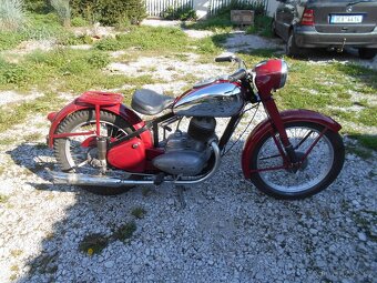 Jawa 250 pérák Zbrojovka r.v.1949 rezervováno do 12.10.2025 - 4