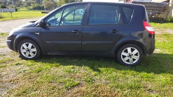 Levný pronájem vozidel Renault Scénic - 4