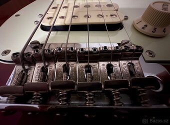 Fender Stratocaster - 4