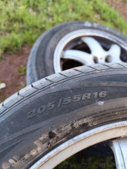 Sada 4 alu kol 16" i s pneumatikami - 4