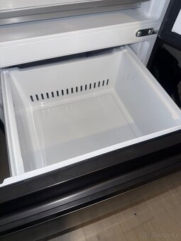 Chladnička s mrazničkou Haier HTW5618DNPT černá - 4