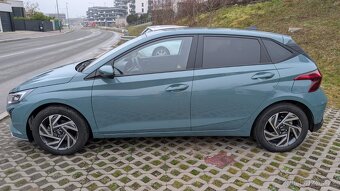 Roční Hyundai i20 Smart - 4