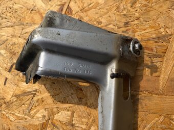 Vzpěra předního blatníku VW Golf 4, Bora - 4