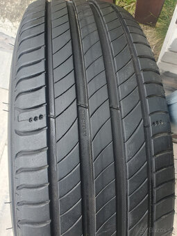 KIA SORENTO ORIGINÁLNÍ ALU KOLA 245/65/17 111H - 4