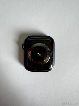 Apple Watch Series 5 - 44mm - Nike Vesrmírně šedý hliník - 4