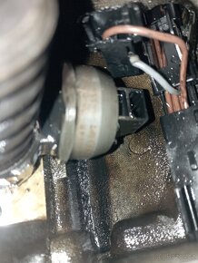 VOLKSWAGEN PASSAT 1,9TDI 96KW, AUDI 1,9TDI 96W RV 2004 - 4