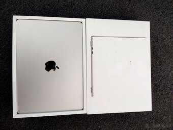 MacBook Air 13 palců M2 8 GB RAM 256 SSD TOP STAV jako nový - 4