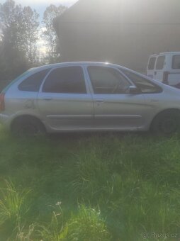 Citroen Xsara Picasso 1.8. benzín - 4