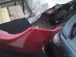 Mazda 2 2015 - světla a nárazník - 4