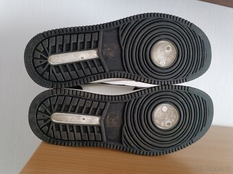 Kotníkové kecky/sneakers vel. 40 - 4
