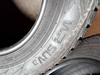 215/65/17 103h Nokian - zimní pneu 4ks - 4