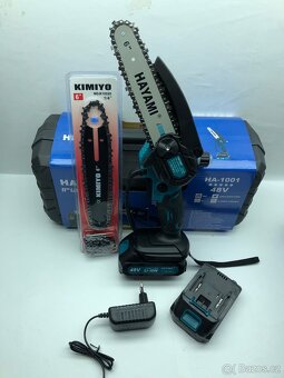 Aku řetězová pila +2xbaterie s aut. Mazáním ,nabíječka,box - 4