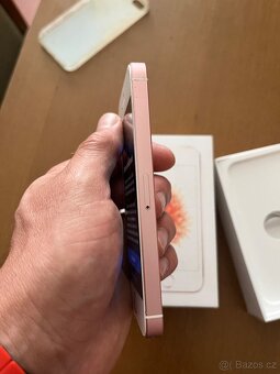 iPhone SE 16GB A1723 - 4