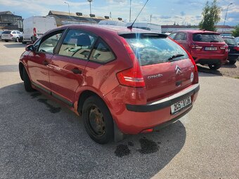 Citroën C4,1.4i,65kw, rok 2005,najeto 220tis km. - 4