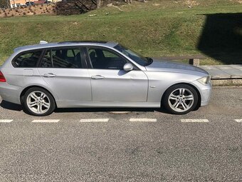 BMW e91 320d 120 kw - 4