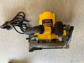 Okružní pila Stanley FatMax FME301 - 4