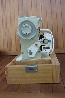 šicí stroj Rubina -VERITAS- k u f ř í k o v ý - - 4