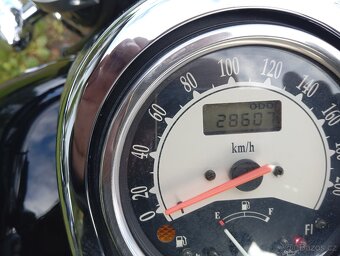 Kawasaki VN 900 Top stav - 4