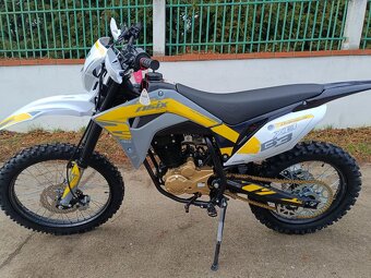 Enduro Asix xb 83 - 4