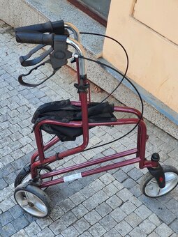 seniorské chodítko se sedátkem, skládací - 4