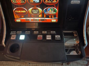 Prodám výherní automat MAGIC GAMES II - 4