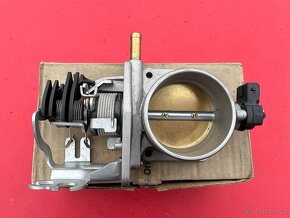 BMW E36 M52 škrtící klapka tempomat NOVÁ 1433385 - 4