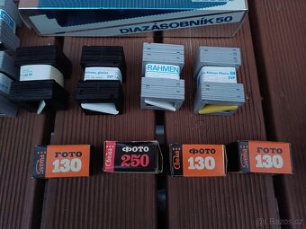 Retro nové zásobníky na diapozitivy a kinofilm. - 4