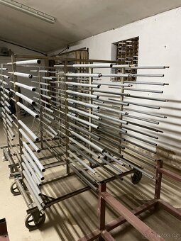 Stojan na dílce - 4