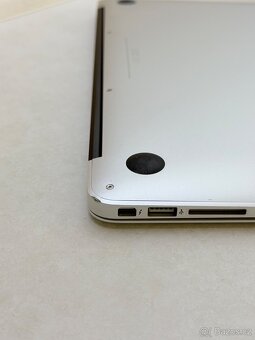 MacBook Air 13” (2017) - 4