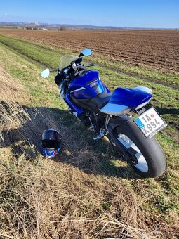 Suzuki GSX-R - 600 - 4