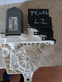Ovládací jednotka Tiguan - 4